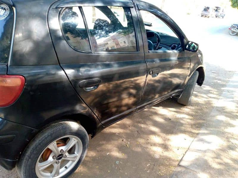 Toyota Vitz 2003 5