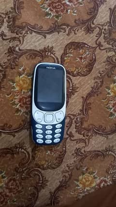 Nokia 3310 for sale on tha phir off ho gaya battery nhi hai