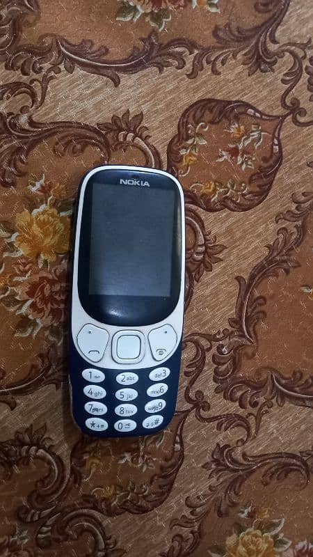 Nokia 3310 for sale on tha phir off ho gaya battery nhi hai 1