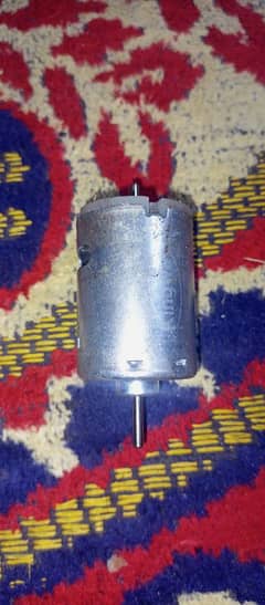 DC 12 volt motor for sale condition ok ha