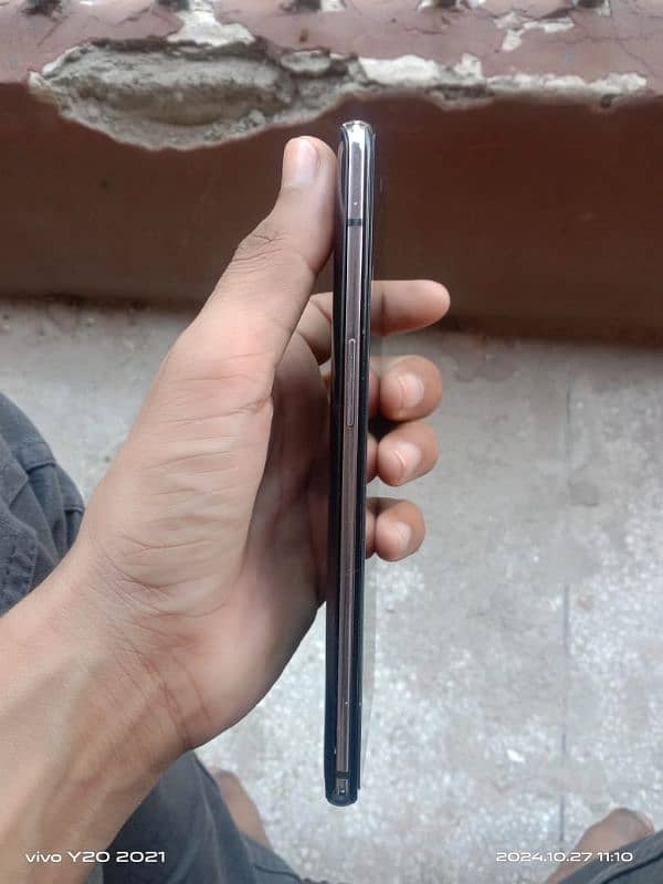 One Plus 7t 8gb ram 128rom 3