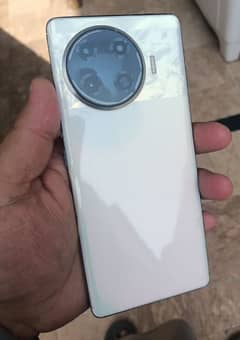 tecno spark 20 pro plus