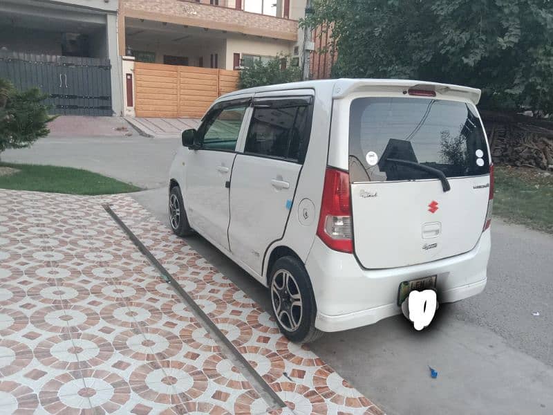 Suzuki Wagon R 2012 4