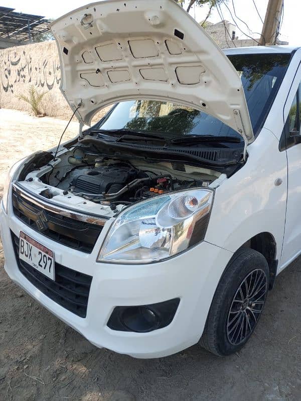 Suzuki Wagon R 2017 3