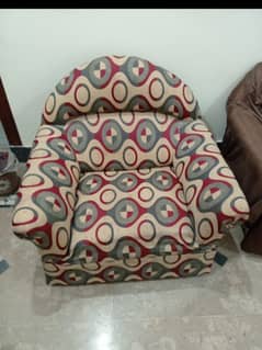 5 seater sofa in very good condition for sale