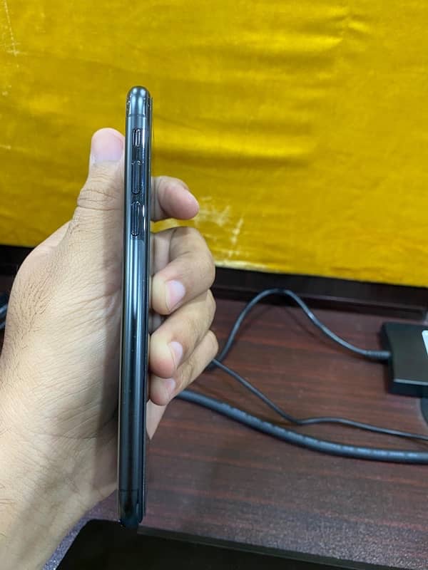 iphone XS dual sim pta 4