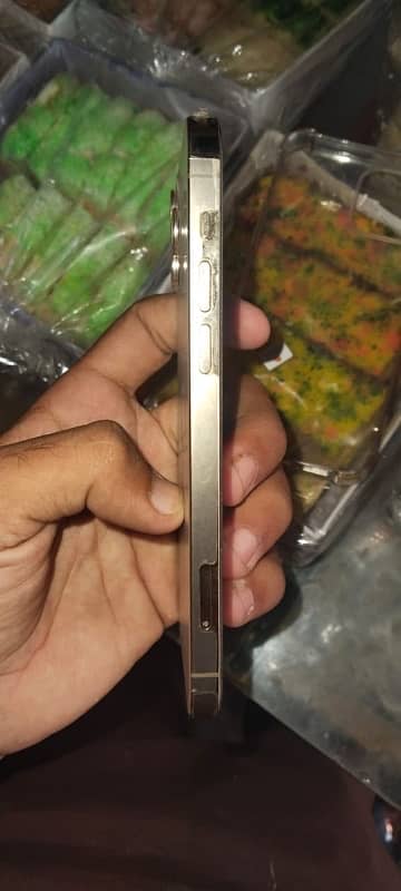 iPhone 12  pro fu non pta 5