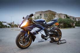 Yamaha R6 2010 Model