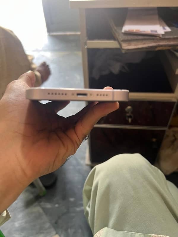 I phone 14 plus 128 Gb Non pta Jv 3