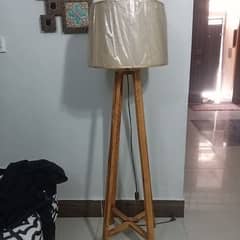 used floor lamp condition 9.10