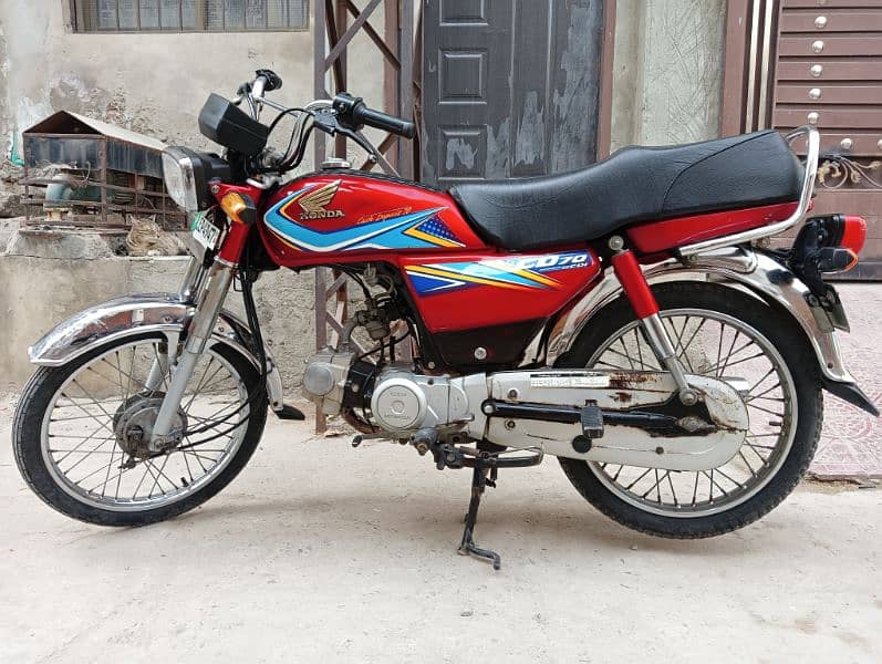 Honda CD70 2019 Lahore Number Total Genuine 1