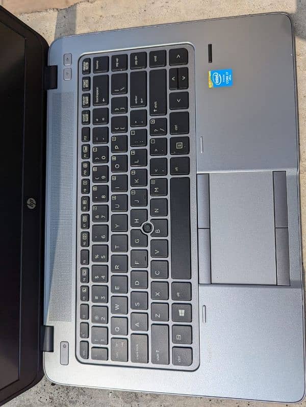 HP Laptop core i7 generation 5 SSD 128 2