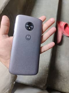 moto e5