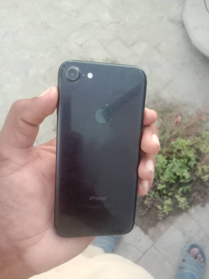 IPhone 7 urgent sale and exchange 3