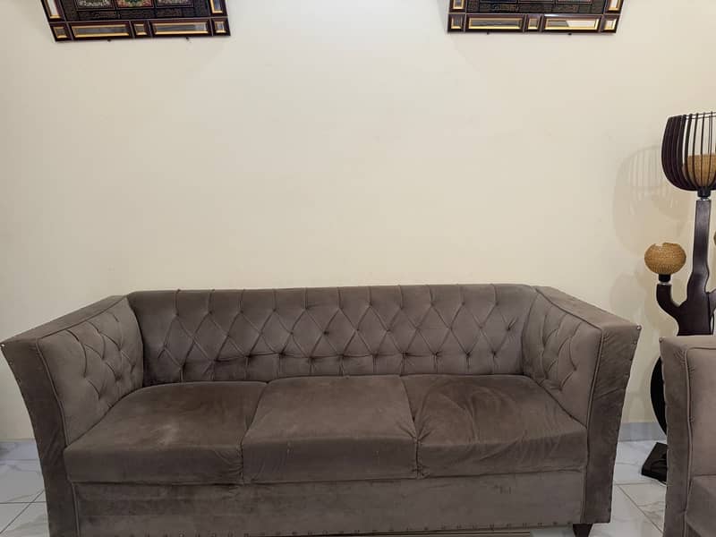 7 seater sofa set with Table 6