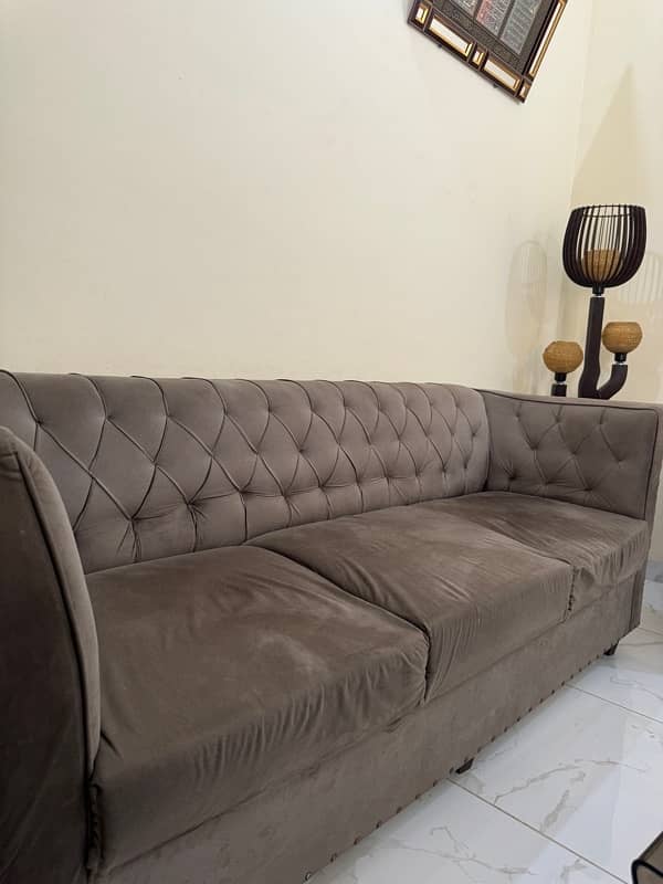 7 seater sofa set with Table 8