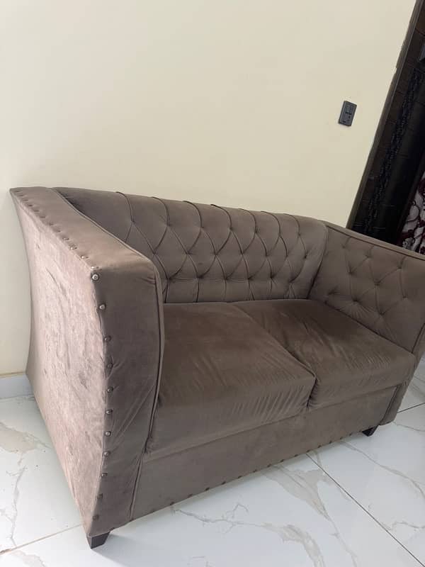 7 seater sofa set with Table 10