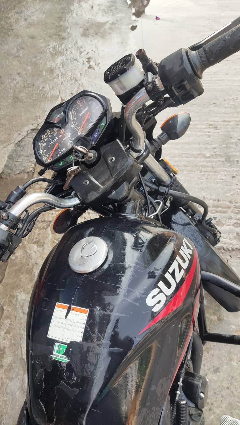 Suzuki GR 150 5