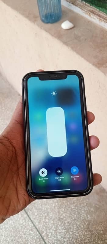 I phone xr to 13 pro original body ma hai Dubai s convert hua hai 8