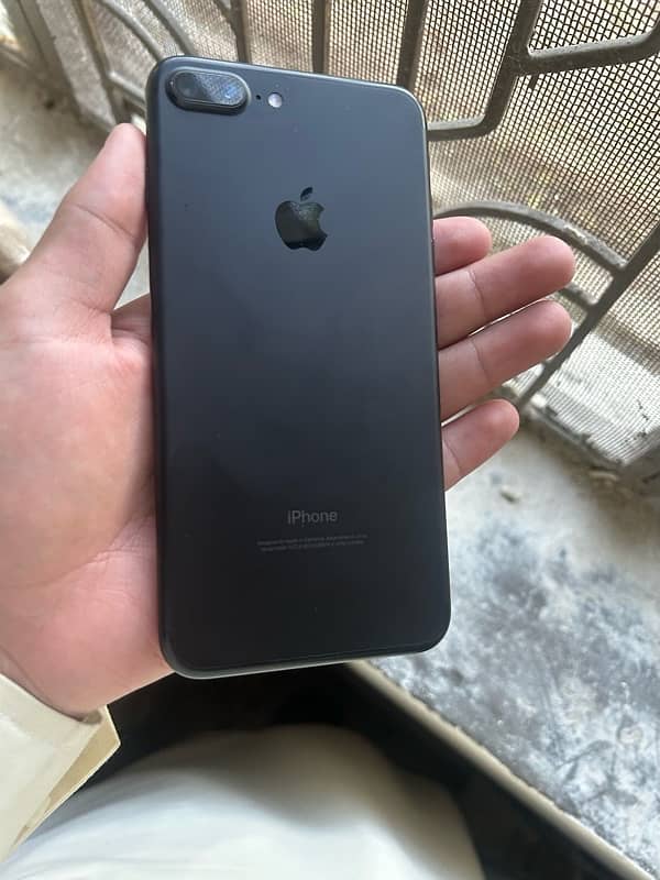 IPHONE 7 PLUS WATERPACK PHONE URGENT SALE 1