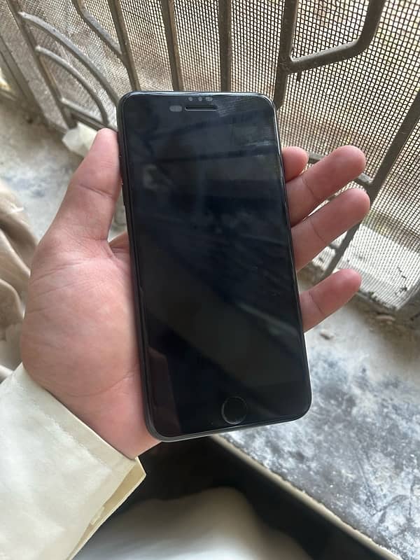 IPHONE 7 PLUS WATERPACK PHONE URGENT SALE 2