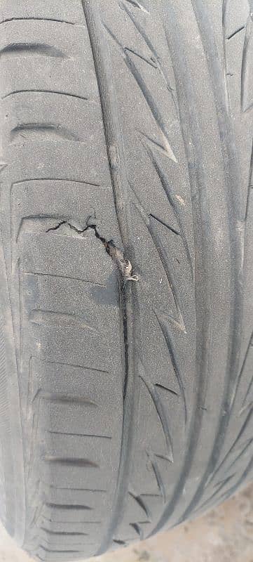 Tyre 15 205/60/15 4