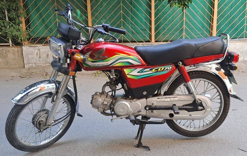 Honda CD 70 2023 model 0/3/0/1/9/0/8/0/4/3/0 0