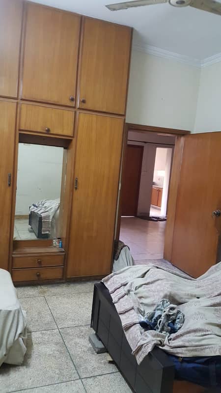 2 marla 1 bedroom portion in johar town Block E1 0