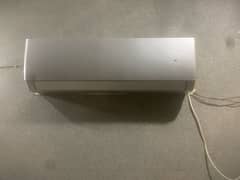 gree ac 1.5 Ton Ac brand new 3 month use Dc Inverter /  for Sale /