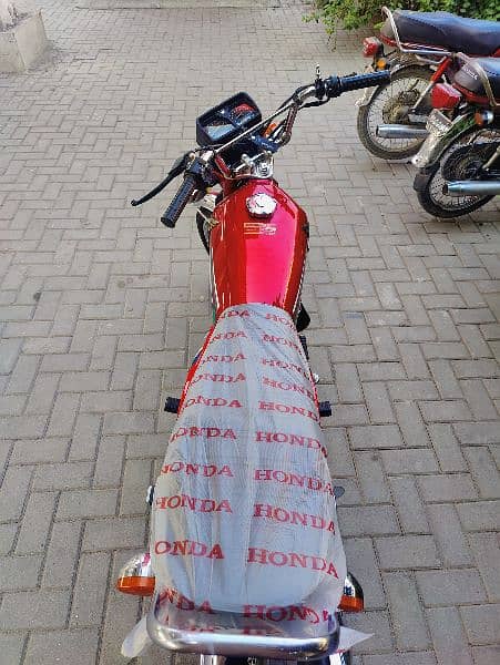 Brand New condition Honda CG 125 4