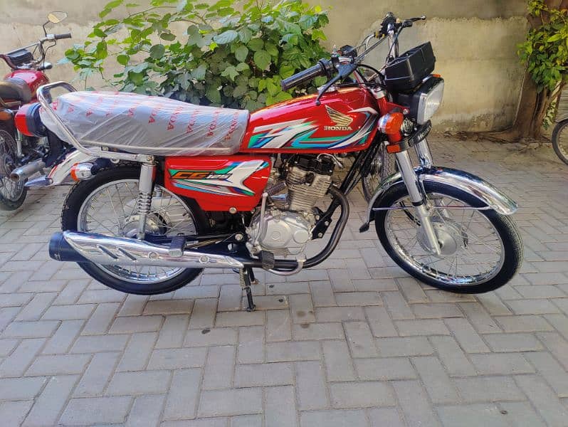 Brand New condition Honda CG 125 5