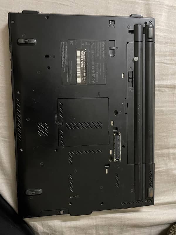 Lenovo ThinkPad T410 8