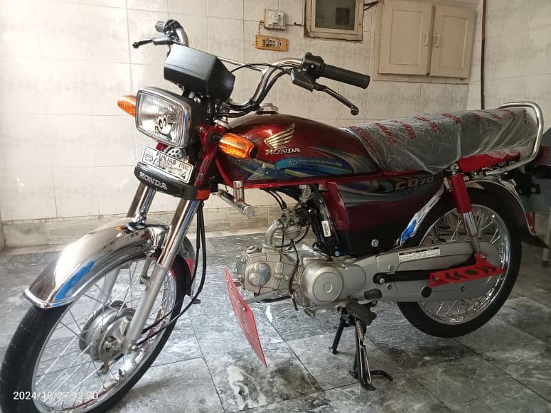 Honda CD 70 2024 6