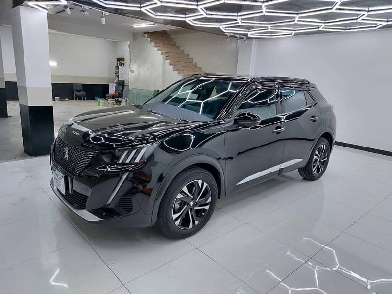 Peugeot 2008 Allure 2022 0