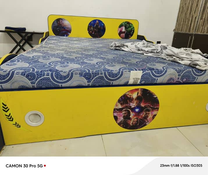 Kids Car Bed for sale 0