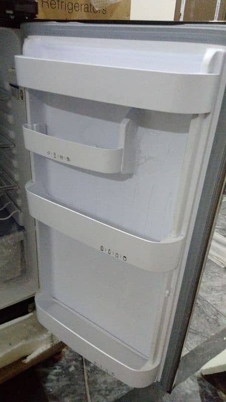 New Refrigerator Orient Black and Hairline Gray Color 6