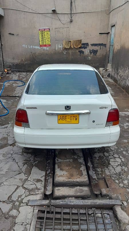 Honda City 1997 karachi nmbr powr windo starng Ac cng work. 03063846722 3