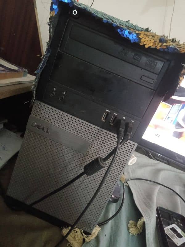 PC core i7 3rd generation/ Dell 2