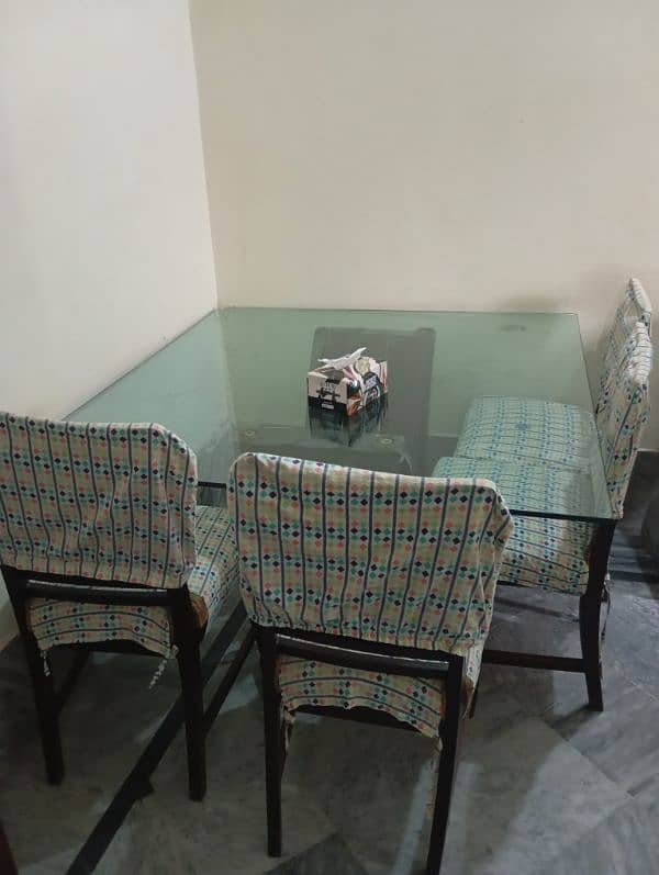 dining table with 4 chairs 2