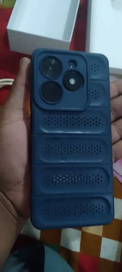 tecno sprak go 2024 4+4 64GB All accessories with box