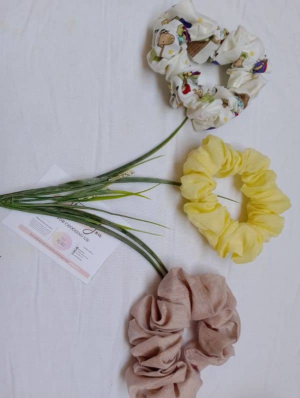 hand made Scrunchies high quality pack of 4 1