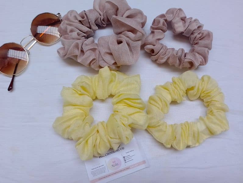 hand made Scrunchies high quality pack of 4 4