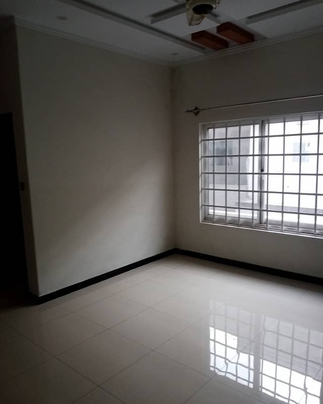 10 Marla ground portion for rent 1