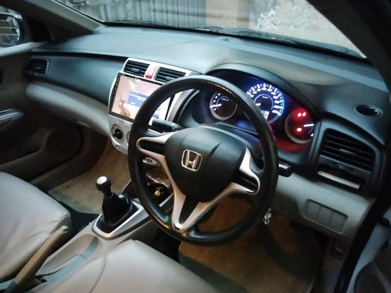 Honda City IVTEC 2017 just office used 7