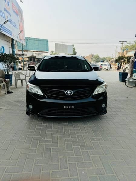 Toyota Corolla Altis 2013 0