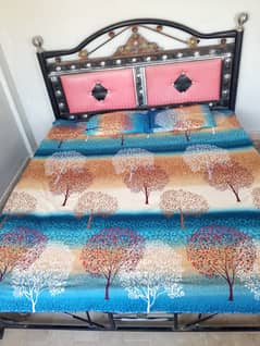 king bed and mattress almari and dressing