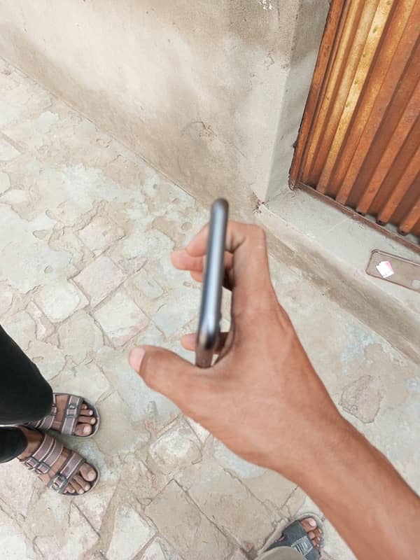 chance wala phone pta aprove k mzay iphone 11 waterpack life time simw 8