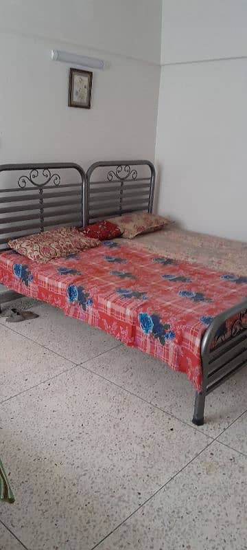 Al-Jannat Girls Hostel Karachi one seater is available 1