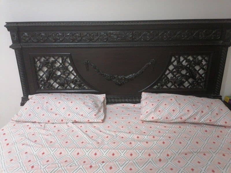 pure wooden polished bed and dresser 3