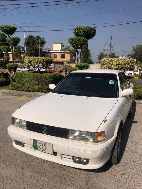 Nissan Sunny 1990 2